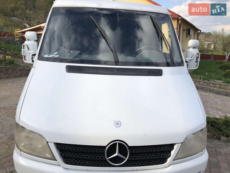 Mercedes-Benz Sprinter 2004