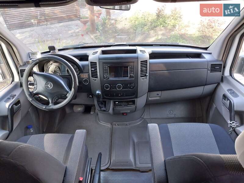Дом на колесах Mercedes-Benz Sprinter 2012 в Петрове