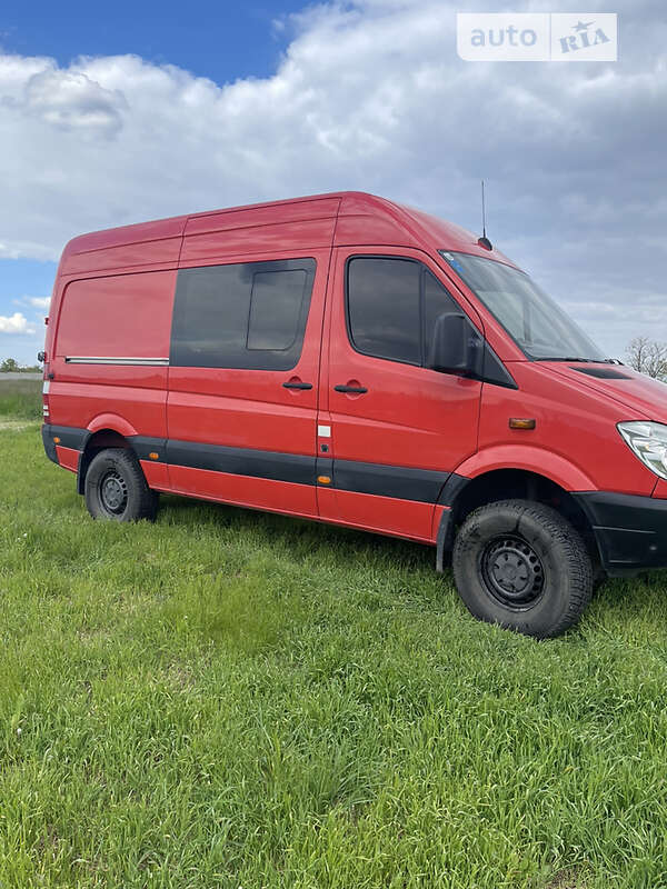 Грузовой фургон Mercedes-Benz Sprinter 2012 в Запорожье