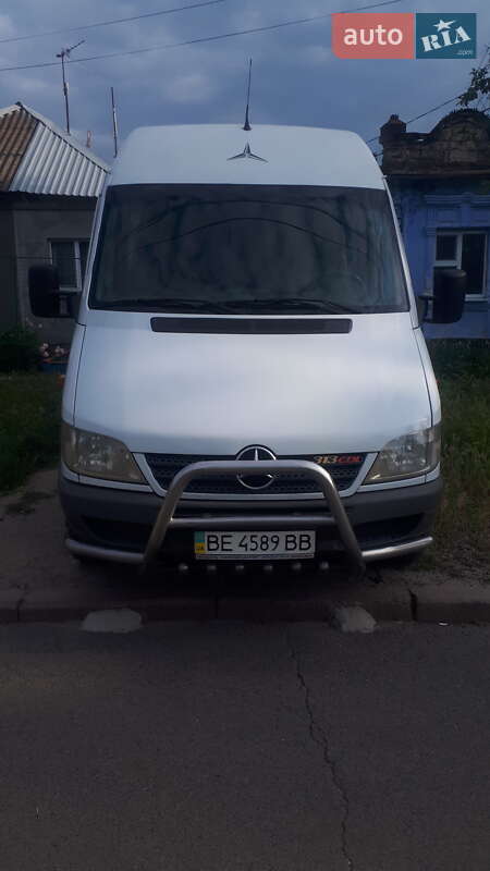 Микроавтобус Mercedes-Benz Sprinter 2003 в 