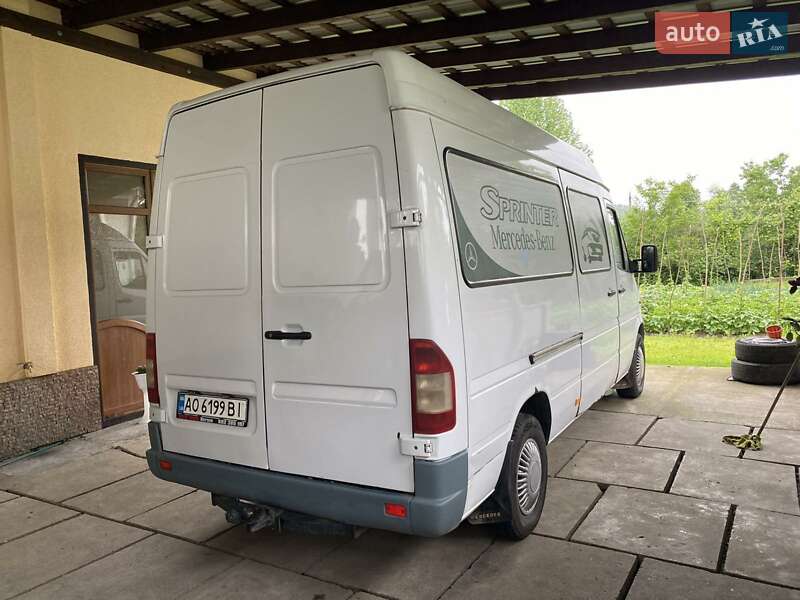 Мікроавтобус Mercedes-Benz Sprinter 1998 в Тячеві