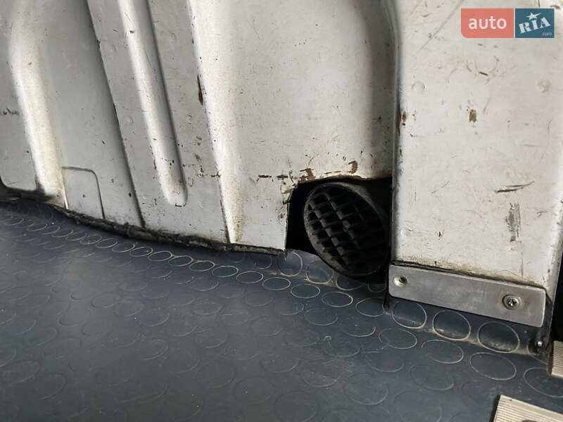 Мікроавтобус Mercedes-Benz Sprinter 1998 в Тячеві