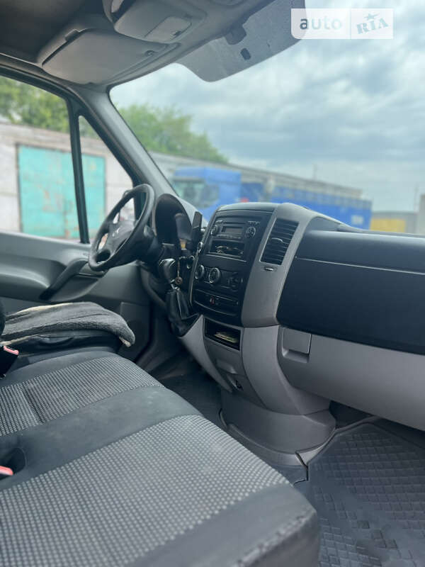 Грузовой фургон Mercedes-Benz Sprinter 2007 в Баштанке фото 6 Грузовой фургон Mercedes-Benz Sprinter 2007 в Баштанке