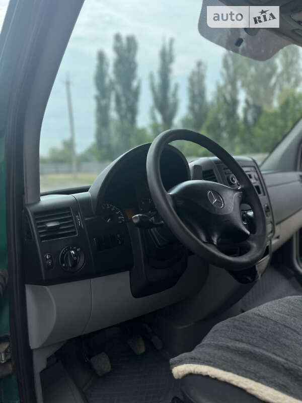 Грузовой фургон Mercedes-Benz Sprinter 2007 в Баштанке фото 8 Грузовой фургон Mercedes-Benz Sprinter 2007 в Баштанке