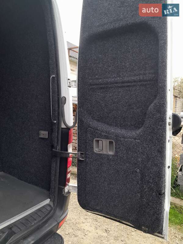Мікроавтобус Mercedes-Benz Sprinter 2007 в Калуші фото 19 Мікроавтобус Mercedes-Benz Sprinter 2007 в Калуші