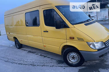 Вантажопасажирський фургон Mercedes-Benz Sprinter 2005 в Кременці