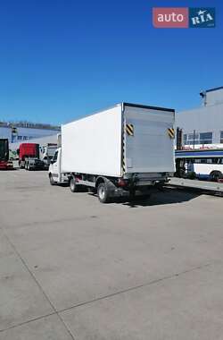 Тягач Mercedes-Benz Sprinter 2011 в 