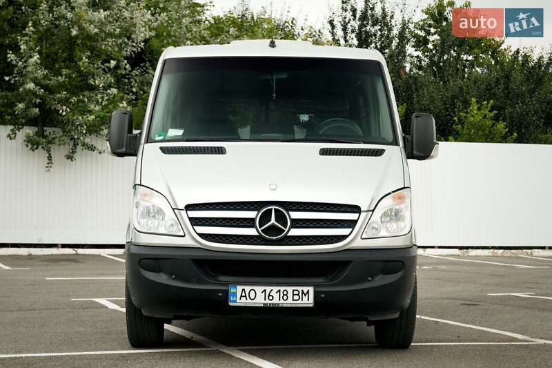 Мікроавтобус Mercedes-Benz Sprinter 2012 в Ужгороді