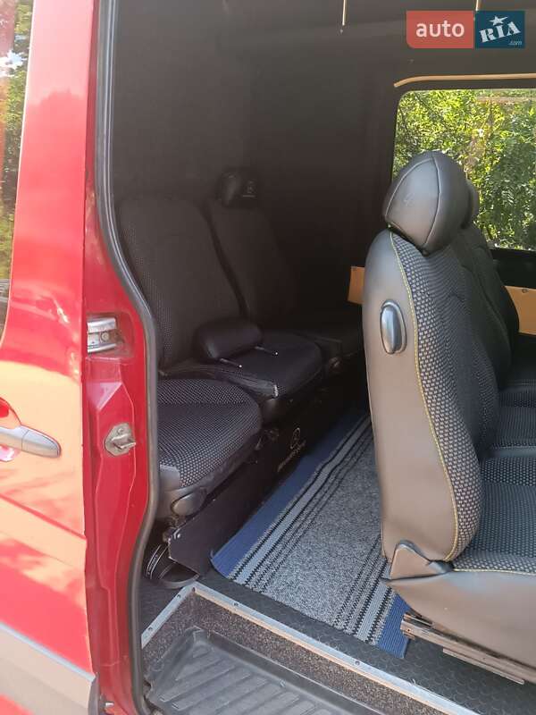 Вантажопасажирський фургон Mercedes-Benz Sprinter 2007 в Кривому Розі фото 9 Вантажопасажирський фургон Mercedes-Benz Sprinter 2007 в Кривому Розі