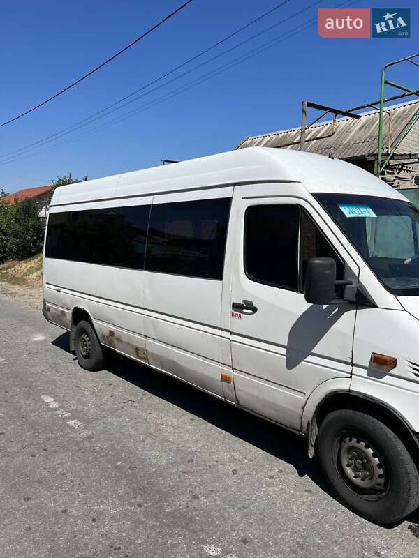 Городской автобус Mercedes-Benz Sprinter 2000 в Запорожье