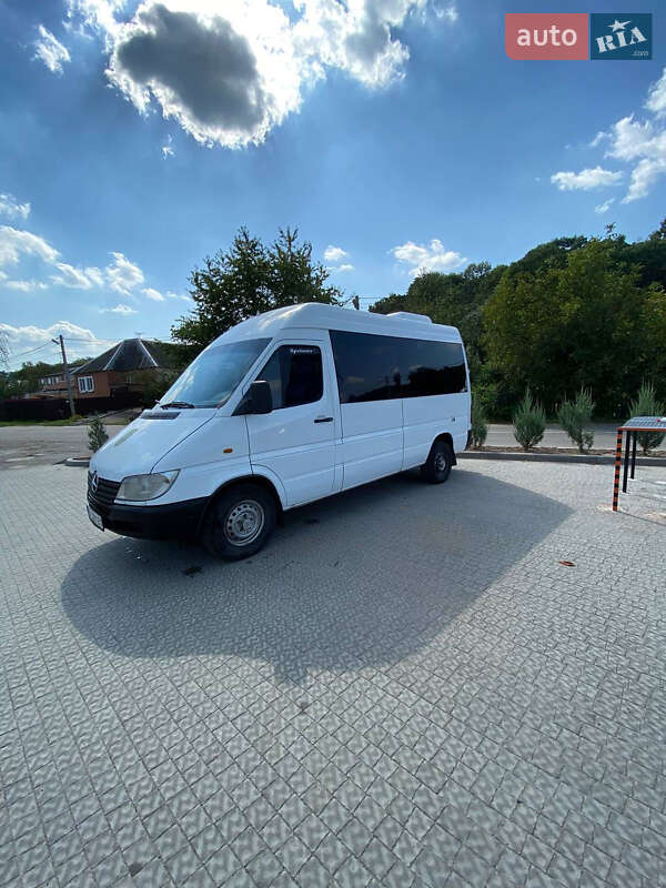 Пригородный автобус Mercedes-Benz Sprinter 2002 в Полтаве фото 8 Пригородный автобус Mercedes-Benz Sprinter 2002 в Полтаве