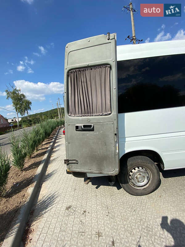 Пригородный автобус Mercedes-Benz Sprinter 2002 в Полтаве фото 25 Пригородный автобус Mercedes-Benz Sprinter 2002 в Полтаве