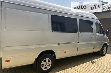 Микроавтобус Mercedes-Benz Sprinter 2004 в 
