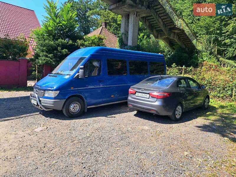 Туристический / Междугородний автобус Mercedes-Benz Sprinter 1999 в Мукачево