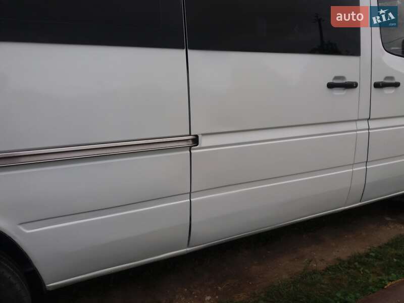 Микроавтобус Mercedes-Benz Sprinter 2000 в Тернополе