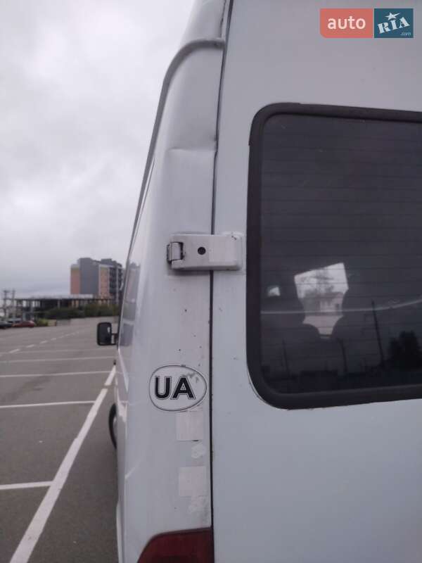 Микроавтобус Mercedes-Benz Sprinter 2003 в Киеве