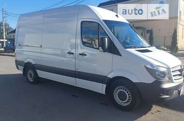Грузовой фургон Mercedes-Benz Sprinter 2017 в 