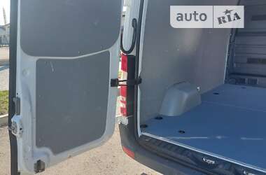 Грузовой фургон Mercedes-Benz Sprinter 2017 в 