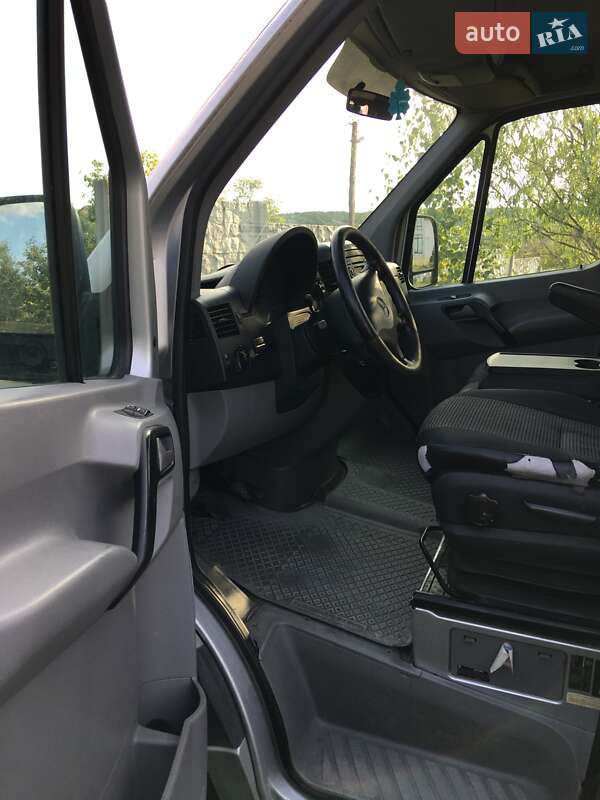 Микроавтобус Mercedes-Benz Sprinter 2007 в Каменец-Подольском фото 10 Микроавтобус Mercedes-Benz Sprinter 2007 в Каменец-Подольском