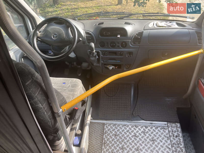 Микроавтобус Mercedes-Benz Sprinter 2004 в Бахмаче фото 6 Микроавтобус Mercedes-Benz Sprinter 2004 в Бахмаче