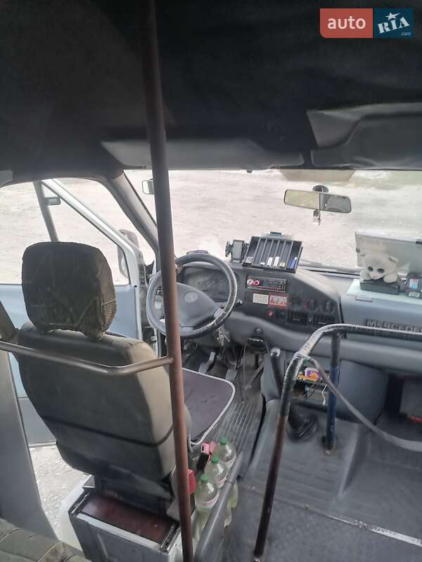 Міський автобус Mercedes-Benz Sprinter 2000 в Запоріжжі