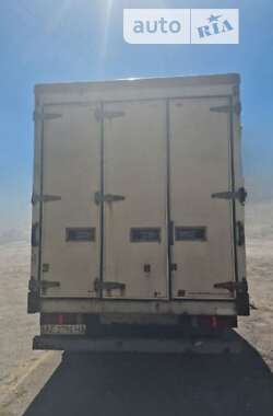 Вантажний фургон Mercedes-Benz Sprinter 2005 в 