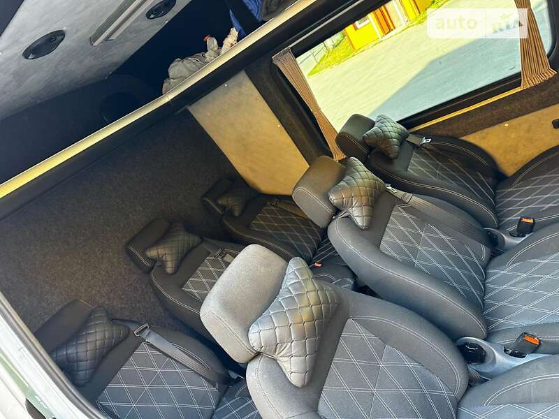 Грузопассажирский фургон Mercedes-Benz Sprinter 2016 в Каменец-Подольском