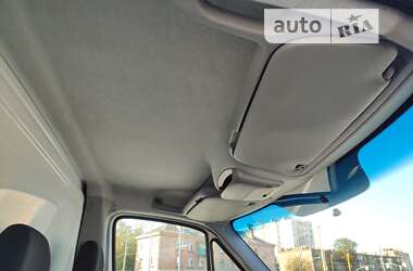 Грузовой фургон Mercedes-Benz Sprinter 2015 в 