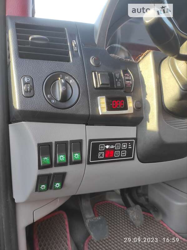 Туристический / Междугородний автобус Mercedes-Benz Sprinter 2012 в Сумах