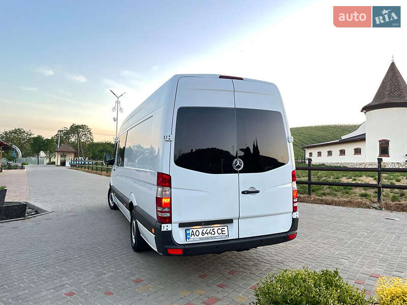 Мікроавтобус Mercedes-Benz Sprinter 2012 в Хусті