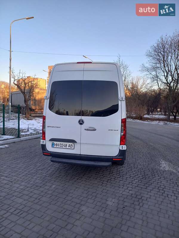 Микроавтобус Mercedes-Benz Sprinter 2018 в Одессе фото 12 Микроавтобус Mercedes-Benz Sprinter 2018 в Одессе