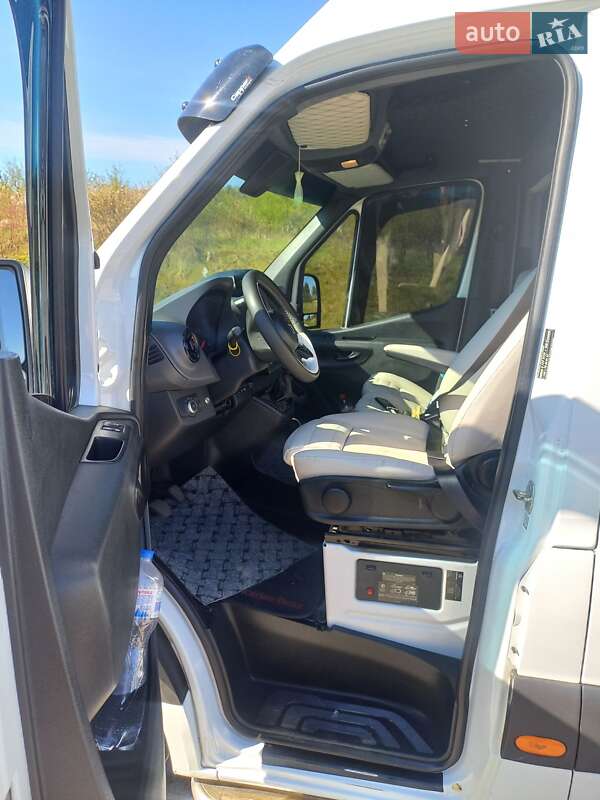 Микроавтобус Mercedes-Benz Sprinter 2018 в Одессе фото 35 Микроавтобус Mercedes-Benz Sprinter 2018 в Одессе