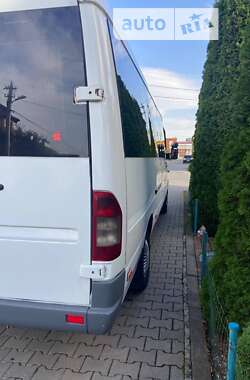 Микроавтобус Mercedes-Benz Sprinter 2005 в 