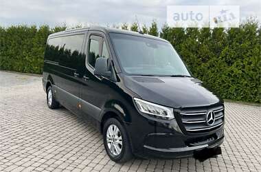 Вантажопасажирський фургон Mercedes-Benz Sprinter 2019 в Чернівцях