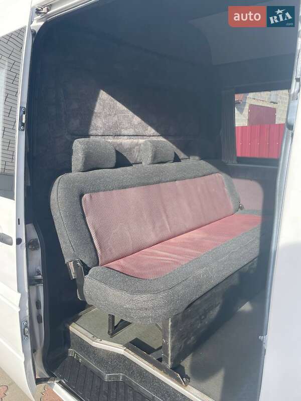 Микроавтобус Mercedes-Benz Sprinter 2004 в Житомире фото 13 Микроавтобус Mercedes-Benz Sprinter 2004 в Житомире