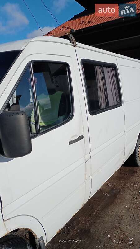 Микроавтобус Mercedes-Benz Sprinter 2002 в Каменке-Бугской фото 7 Микроавтобус Mercedes-Benz Sprinter 2002 в Каменке-Бугской