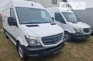 Вантажний фургон Mercedes-Benz Sprinter 2016 в Чернівцях