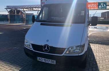 Туристический / Междугородний автобус Mercedes-Benz Sprinter 2006 в Хусте