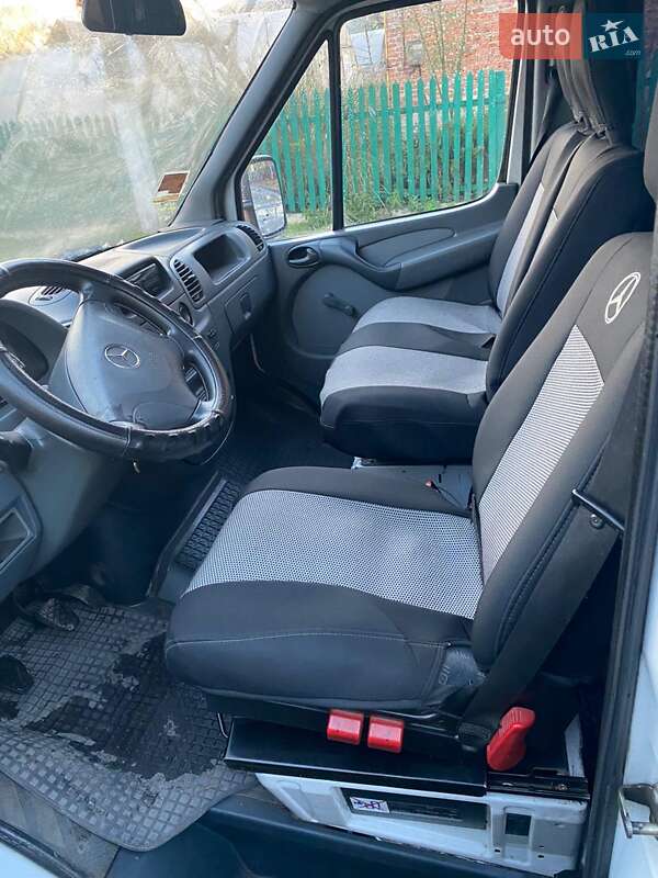 Микроавтобус Mercedes-Benz Sprinter 2004 в Шептицькому