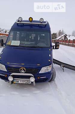 Дом на колесах Mercedes-Benz Sprinter 2005 в Остроге