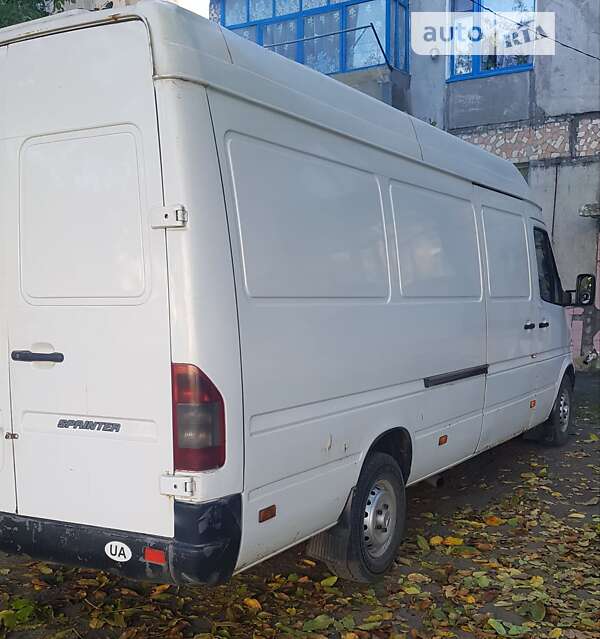 Грузовой фургон Mercedes-Benz Sprinter 1999 в Добровеличковке