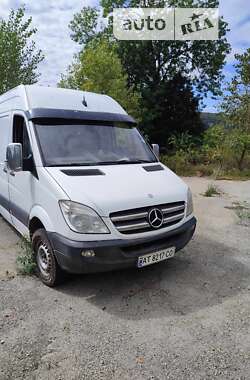 Вантажний фургон Mercedes-Benz Sprinter 2012 в Заліщиках