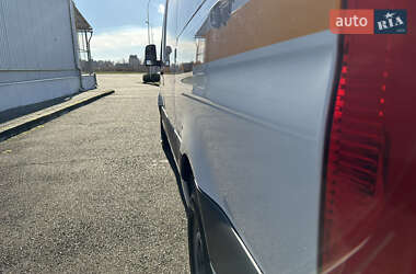 Грузовой фургон Mercedes-Benz Sprinter 2019 в 