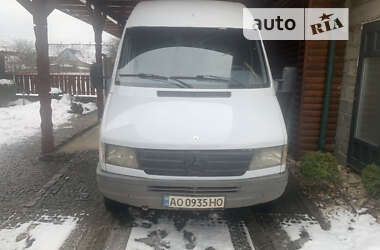 Микроавтобус Mercedes-Benz Sprinter 2000 в Тячеве