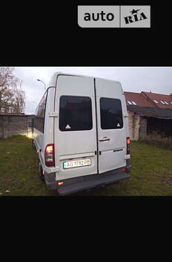 Другие грузовики Mercedes-Benz Sprinter 2004 в 