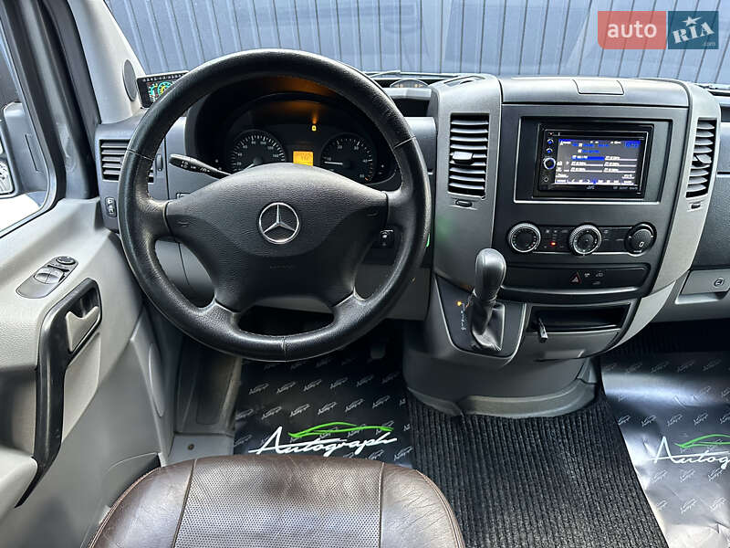 Вантажопасажирський фургон Mercedes-Benz Sprinter 2010 в Києві