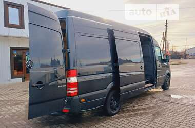 Грузовой фургон Mercedes-Benz Sprinter 2016 в 