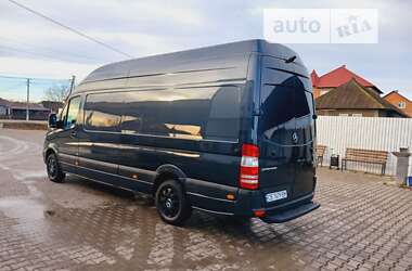 Грузовой фургон Mercedes-Benz Sprinter 2016 в 