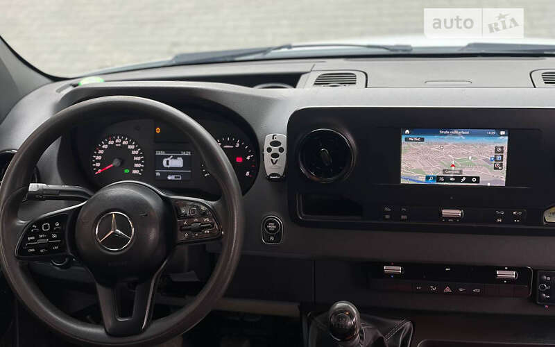 Грузопассажирский фургон Mercedes-Benz Sprinter 2019 в Черновцах