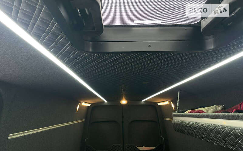Грузопассажирский фургон Mercedes-Benz Sprinter 2019 в Черновцах